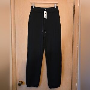 NWT SPANX Spanx AirEssentials Jogger - Very Black - Medium Tall - Orig $110